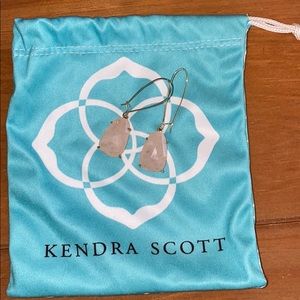 Kendra Scott Rose Quartz dangling earrings